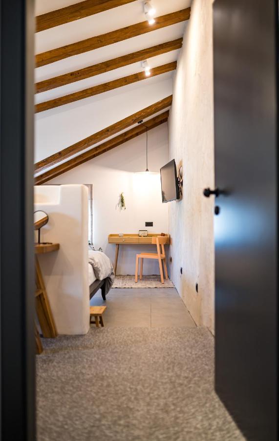 Kushin Rooms สปลิท ภายนอก รูปภาพ
